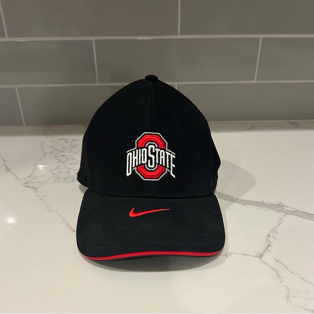 Ohio State Nike Dry Fit Baseball Adjustable Back Hat Excellent Condition